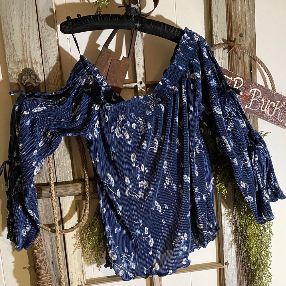 Off the Shoulders Blouse